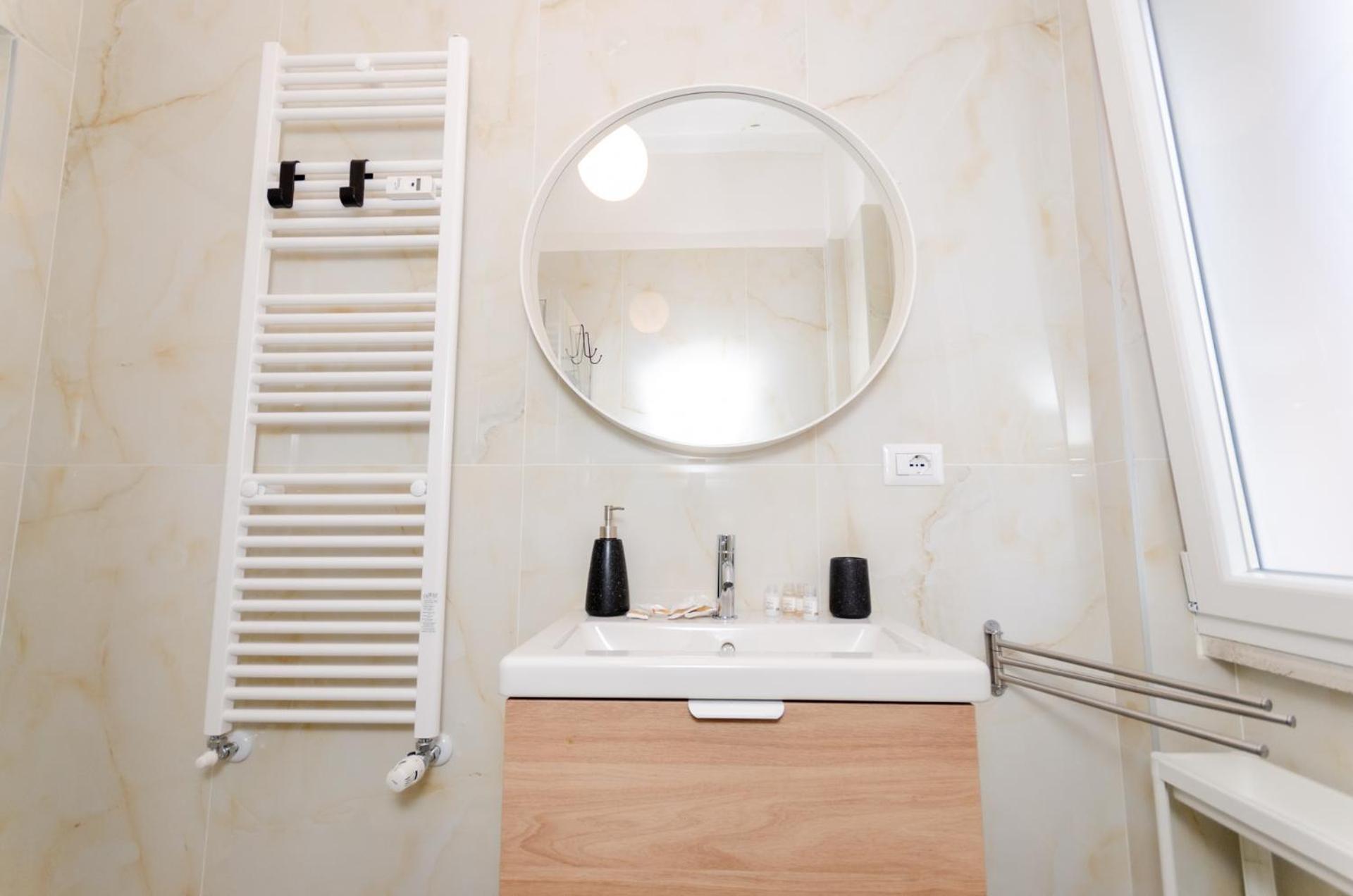 Vivimi Home Fiordalisi Stile & Comfort Vicino Metro Milan Luaran gambar
